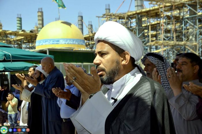 صلاة الجماعة العِبادية في مزار العلوية شريفة بنت الإمامُ الحَسن المُجتبى (عليهما السلام ) بإمامة سماحة الشيخ حامد الجماليَّ (دام توفِقُهُ) .