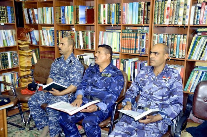 يَّستمر مَركز علوم القرآن الكريم في مَزار العلويّة الطاهرة شريفة بنت الإمام الحَسن المجتبى (عليهما السلام) بإقامة الحلقة الثالثة عشر.