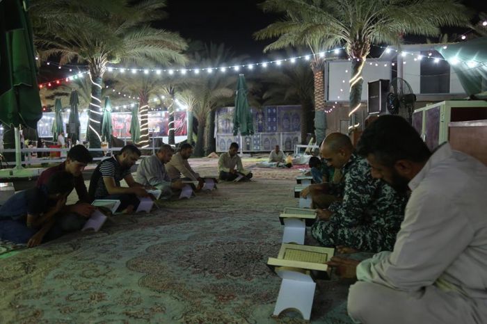 يستمر مركز القرآن الكريم في مرقد العلوية الطاهرة شريفة بنت الامام الحسن المجتبى (عليهما السلام) بأقامة الجلسات القرآنية المباركة في الصحن الشريف للمرق
