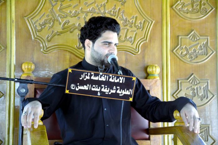 جمع من المؤمنين والمؤمنات يقيمون مجلس حسيني في صحن السيدة ام البنين (عليها السلام) في مرقد العلوية الطاهرة الشريفة بنت الامام الحسن المجتبى(عليهما الس