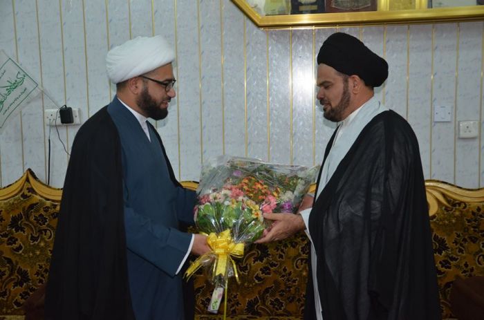 هنأ الامين الخاص لمرقد العلوية الطاهرة شريفة بنت الامام الحسن المجتبى (عليهما السلام) سماحة الشيخ رؤوف الفتلاوي (دام توفيقة) سماحة السيد علاء المدني ب