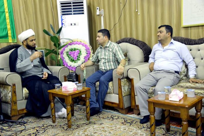 أستقبلَ الأمين الخاص لمَرقد العلويَّة السيَّدة شريفة بنت الإمام الحسن المجتبى (عَليهما السلام ) مدير بلدية الكفل