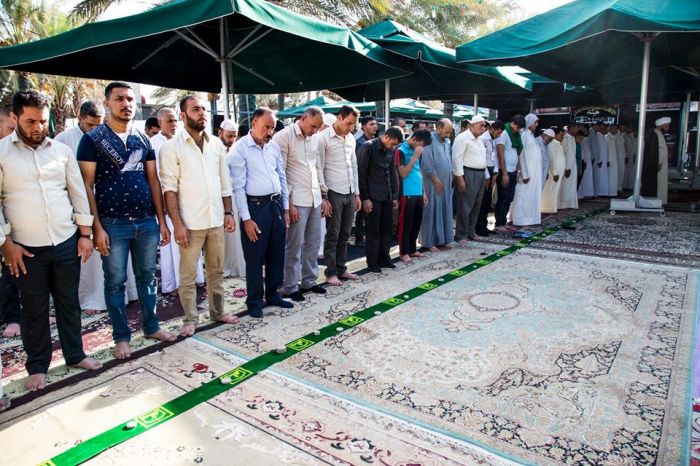 أقامة الأمانة الخاصة لمرقد العلويَّة الطاهرة شريفة بنت الإمام الحسن المجتبى (عليهما السلام) صلاة العيد العباديَّة في صحن السيدة أم البنين (عليها السلا