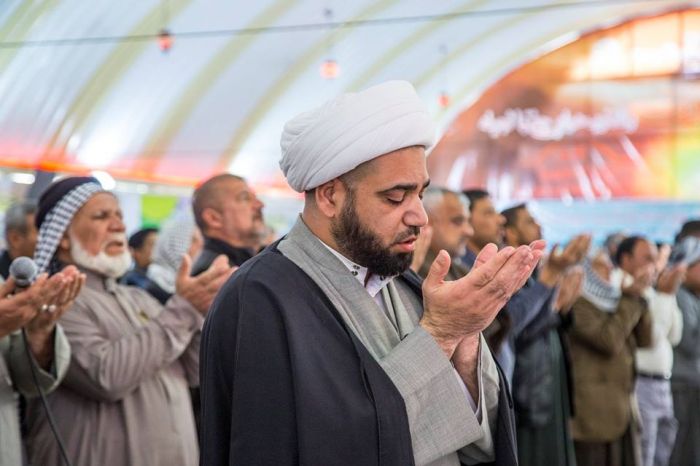 أُقِيمت صلاة الجماعة العِبادية في مزار العلوية شريفة بنت الإمامُ الحَسن المُجتبى (عليهما السلام ) بإمامة سماحة الشيخ رؤوف الفتلاويَّ