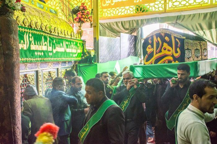 نعش المظلومة الصديقة السيدة فاطمة الزهرآء (ع) يرفع في حرم العلويَّة الطاهرة السيَّدة شريفة (عليهما السلام)