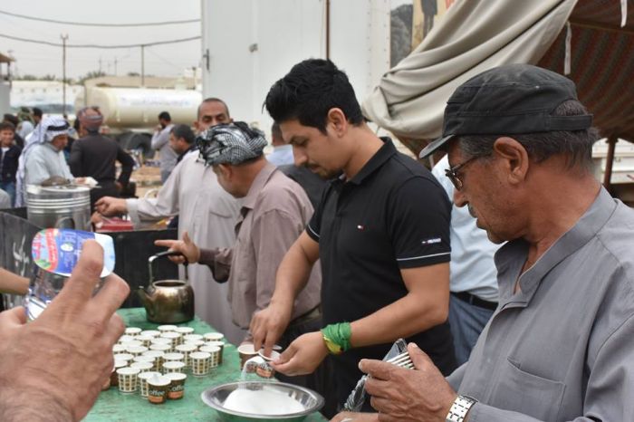 خدام المواكب الحسينية ينالون شرف الخدمة في مرقد العلوية شريفة بنت الحسن (ع)