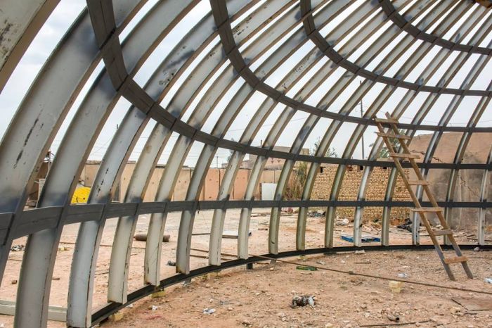 استمرار شركة وهج الرعد بأعمال الهيكل الحديدي للقبة الداخلية للمرقد الشريف