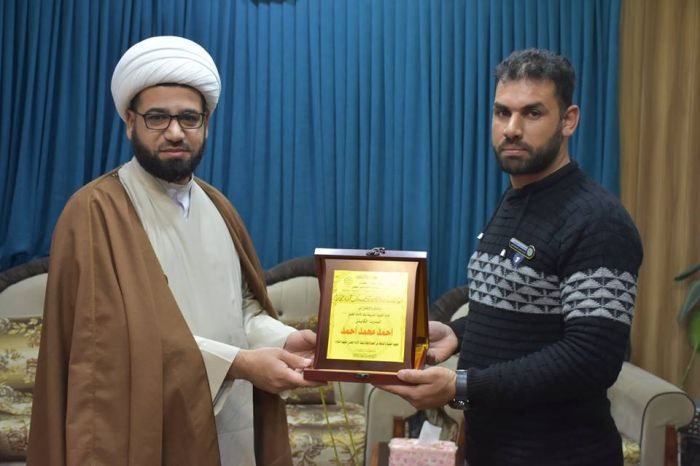 شهادة تقديرية ودرع الوفاء والخدمة للمدرب الاكاديمي العسكري في وزارة الداخلية ومدرب حماية الشخصيات للعتبة العباسية المقدسة