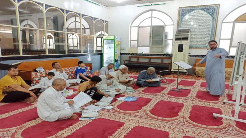 هَدِير الْقُرْآنِ الْكَرِيمِ مِنْ حَرُمَ سَيِّدِه الشِّفَاء يَعُمُّ فِي أَرْجَاءِ مَدِينَة الْحُلَّة