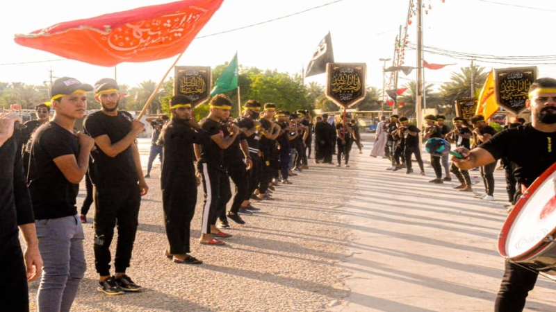 توافد المواكب المعزية لضريح طبيبة المعلولين