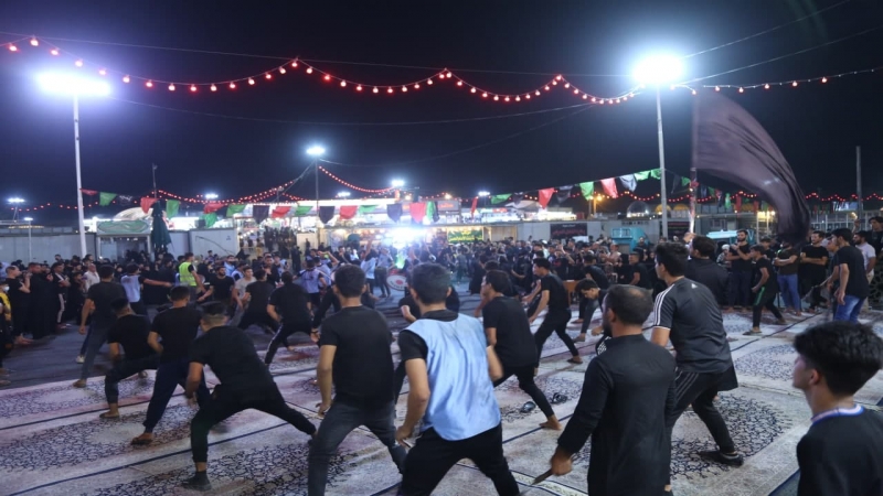 لليوم الرابع على التوالي تتواصل المواكب المعزية بالتوافد لمرقد شهيدة الركب الحسيني