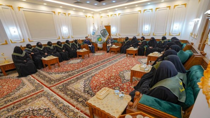 الأمانة الخاصة للمرقد المطهر تعقد اجتماعاً مع شعبة الزينبيات (الوجبة المسائية)