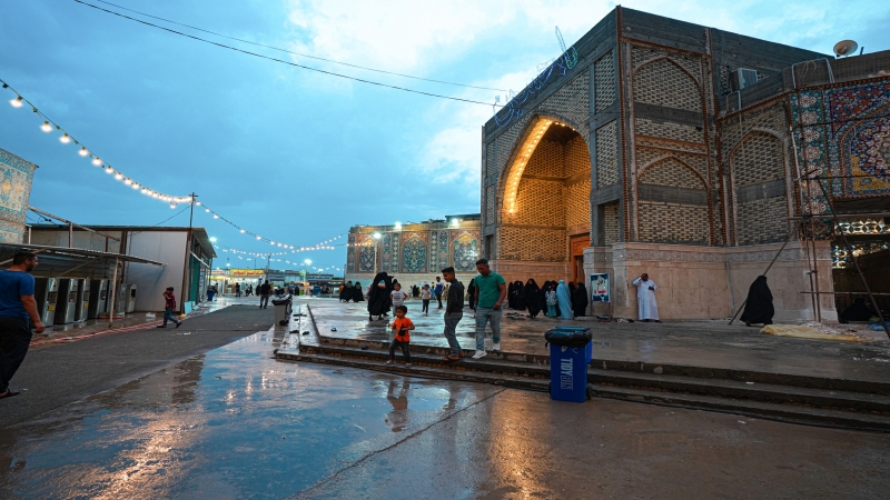 زخات المطر تهطل على ضريح السيدة الشريفة بنت الامام الحسن المجتبى (عليهما السلام)