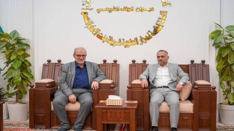 الامين العام للعتبة الحسينية المقدسة في حرم طبيبة المعلولين السيدة الشريفة بنت الامام الحسن المجتبى (ع)