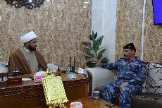 أستقبل الأمين الخاص لمزار العلوية شريفة بنت الإمام الحسن المجتبى(عليهما السلام) سماحة الشيخ رؤوف الفتلاويّ (دام توفيقه)  .... العقيد حسين مسؤول حماية