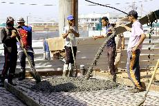 صب المرحلة الأولى من أرضية الحرم الشريف ، المقطع (A )