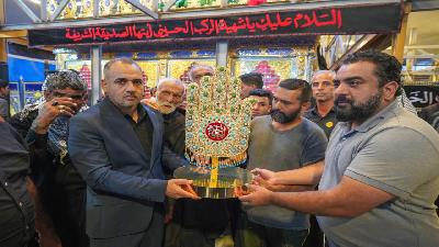 وفد مؤسسة السيد الخوئي الخيرية في نيويورك في رحاب العلوية الشريفة فاطمة بنت الحسن (ع)