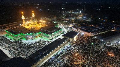 يشهد مرقد العلوية الشريفة بنت الإمام الحسن المجتبى (ع) توافد آلاف الزائرين الكرام