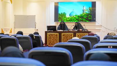 انطلاق الدورات الصيفية القرآنية والفقهية في مرقد العلوية الطاهرة الشريفة بنت الإمام الحسن المجتبى (عليهما السلام)