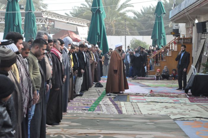 صلاة الجمعة بإمامة سماحة الأمين الخاص لمزار العلوية شريفة بنت الامام الحسن المجتبى (عليهما السلام) الشيخ رؤف الفتلاوي