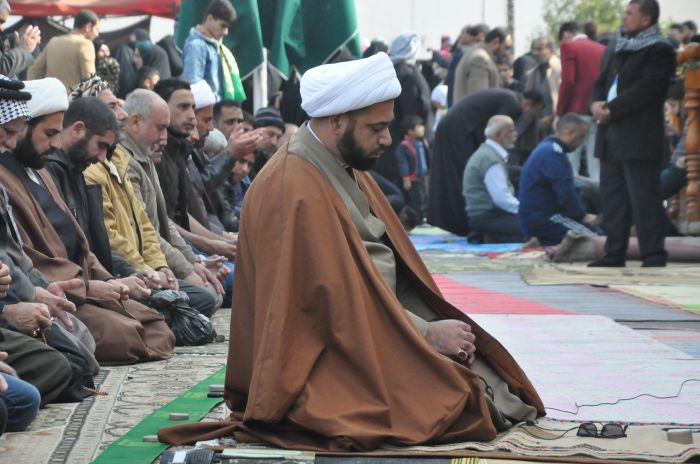 صلاة الجمعة بإمامة سماحة الأمين الخاص لمزار العلوية شريفة بنت الامام الحسن المجتبى (عليهما السلام) الشيخ رؤف الفتلاوي