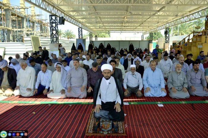 صلاة الجماعة العِبادية في مزار العلوية شريفة بنت الإمامُ الحَسن المُجتبى (عليهما السلام ) بإمامة سماحة الشيخ حامد الجماليَّ (دام توفِقُهُ) .