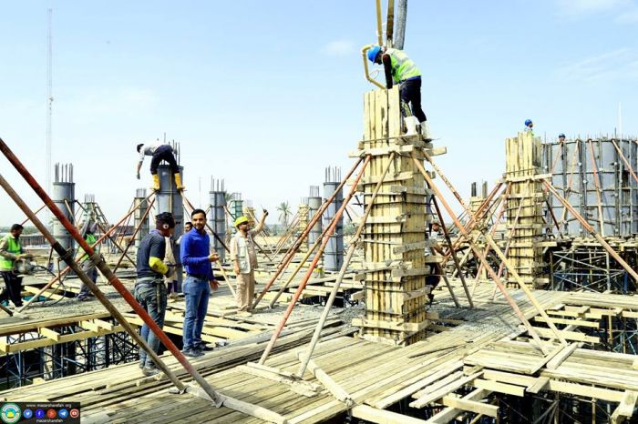 تستمر شركة وهج الرعد العراقيه بأعمالها بصب الأعمدة الرفعة الأخيرة لأعمدة الحرم المطهر/ المقطع (A ) ،