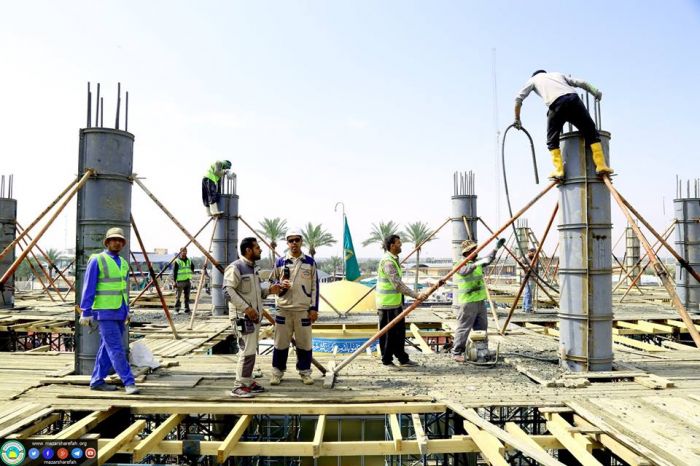 تستمر شركة وهج الرعد العراقيه بأعمالها بصب الأعمدة الرفعة الأخيرة لأعمدة الحرم المطهر/ المقطع (A ) ،