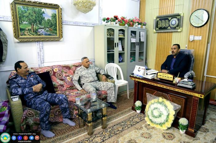 أستَقبل الأستاذ : حَيدر عُبيس الخفاجيَّ نائب الأمين الخاص العميد : فلاح جبر مشعان مدير أفواج بابل والعقيد : حسين رشيد عبد الحمزة أمر الفوج الثالث ال