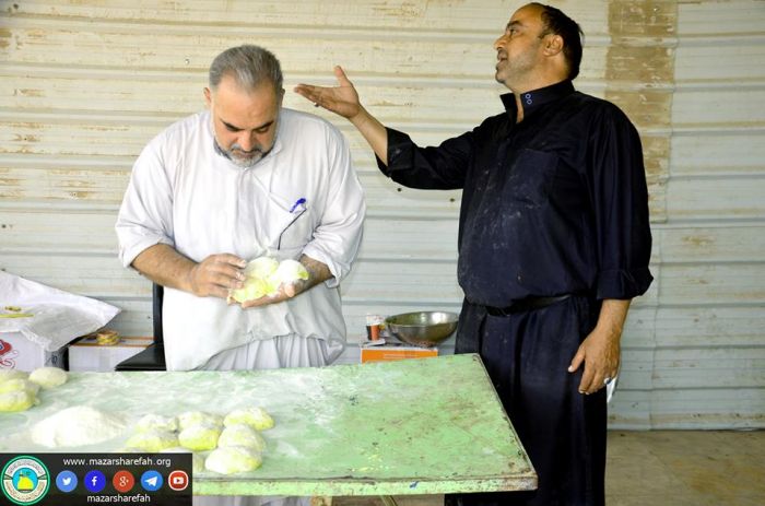 في حَضرت السَيَّدة العَلويَّة شريفة بنت الحسن المجتبى(عليهما السلام) تتسابق القلوب والعقول في خدمتها