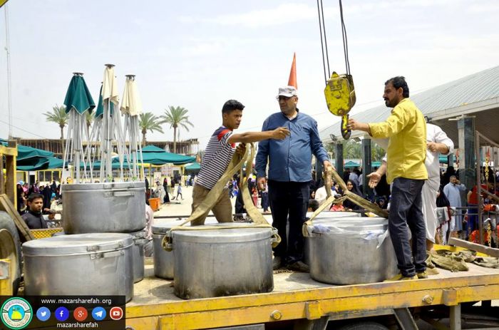 في حَضرت السَيَّدة العَلويَّة شريفة بنت الحسن المجتبى(عليهما السلام) تتسابق القلوب والعقول في خدمتها