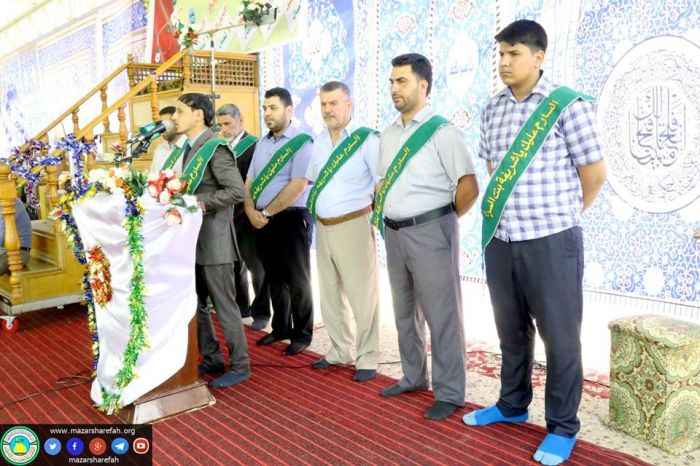 قد تُوِّجَ العباسُ عرشاً صَاعداً .... فوقَ النجومِ متَوَّجٌ وموسَّمُ