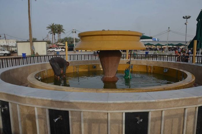 جانب من أعمال شعبة الصيانة في مزار العلوية شريفة بنت الإمام الحسن المجتبى(عليهما السلام)،