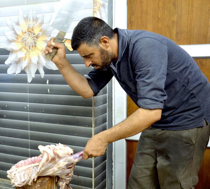 كريم آل محمد الإمام السَّبط الحَسن المجتبى (سلامُ الله تعالى عَليه) يستضيف زائرين أبنته السيدة المظلومة : شريفة (سلامُ الله عليها).