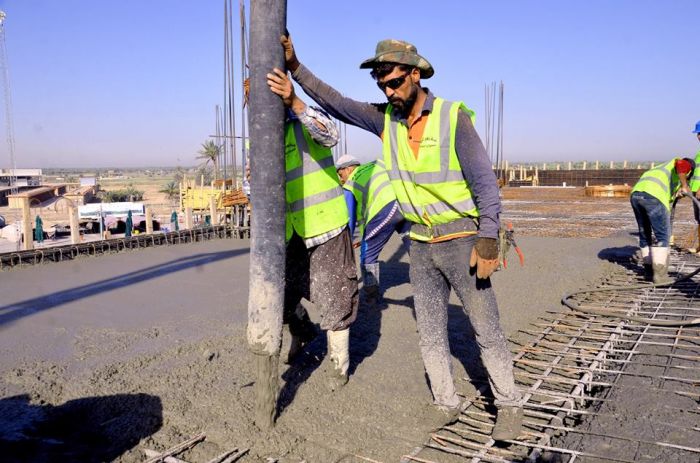 صب سقف الحرم المطهر/ المقطع (A ) .