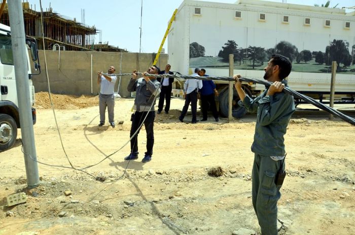 جانب من أعمال شعبة الصيانة في مزار العلوية شريفة بنت الإمام الحسن المجتبى(عليهما السلام).