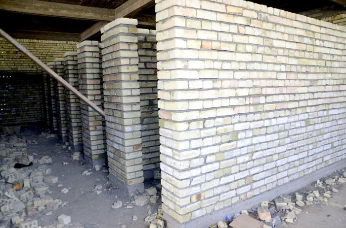 بأشرافِ وَمتابعة من قبل دائرة المُهندس المقيم و الشعبة الهندسية التابعة لمزار العَلويَّة شريفة بنت الأمام الحَسن المُجتبى (عليهما السلام).