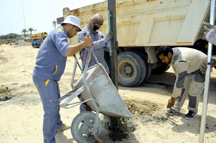 جانب من أعمال الشعبة الهندسية التابعة لمزار العَلويَّة شريفة بنت الأمام الحَسن المُجتبى (عليهما السلام) وتأتي هذه الأعمال ضمن مشروع إعادة الأعمار والت