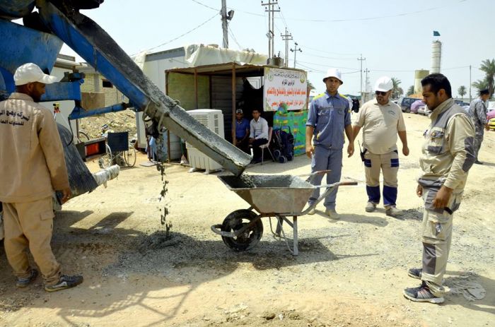 جانب من أعمال الشعبة الهندسية التابعة لمزار العَلويَّة شريفة بنت الأمام الحَسن المُجتبى (عليهما السلام) وتأتي هذه الأعمال ضمن مشروع إعادة الأعمار والت