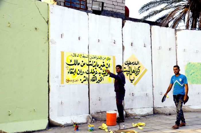 جانب من أعمال الإعمار والتوسعة المباركة التي تقام في مرقد العلوية الطاهرة السيدة شريفة بنت الإمام الحسن المجتبى (عليهما السلام) وفق الله تعالى الجميع