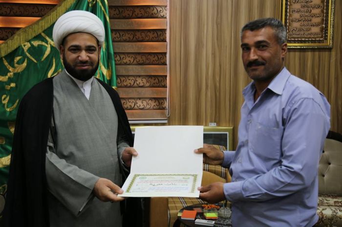 استشعاراً بالخدمة الكبيرة والعطاء المتواصل من قبل منتسبي المزار تم تكريمهم بكتب شكر وتقدير من قبل الامانة الخاصة لمرقد العلوية شريفة بنت الامام الحسن