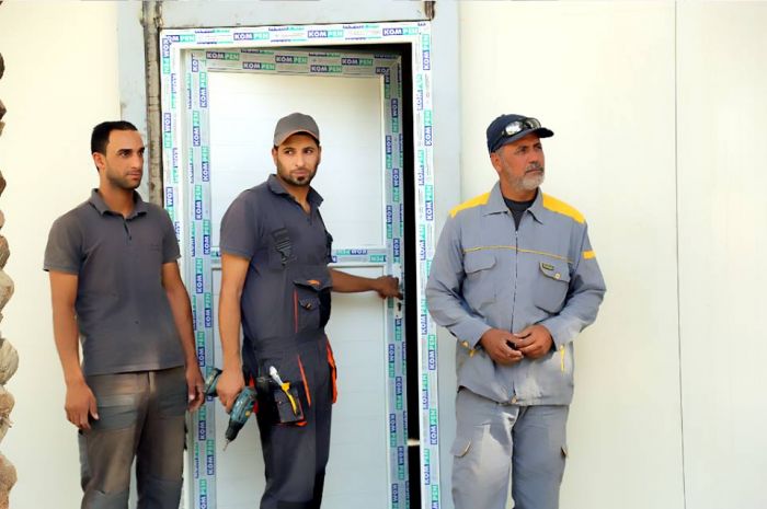 الكوادر الفنية في شعبة الصيانة التابعة للمرقد الشريف تواصل اعملها في خدمة العلوية الطاهرة شريفة بنت الامام الحسن المجتبى (عليهما السلام)