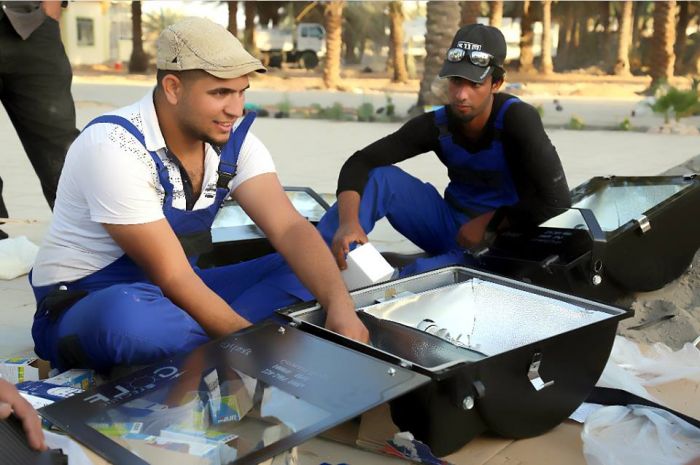 الكوادر الفنية في شعبة الصيانة التابعة للمرقد الشريف تواصل اعملها في خدمة العلوية الطاهرة شريفة بنت الامام الحسن المجتبى (عليهما السلام)