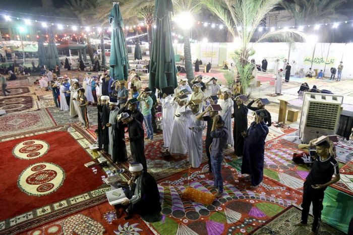 من أحيى ليلة القدر غفرت له ذنوبهُ، ولو كانت ذنوبهُ عددَ نجوم السماء، ومثاقيل الجبال، ومكائيل البحار