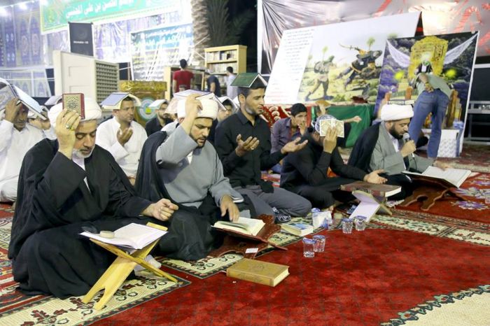 من أحيى ليلة القدر غفرت له ذنوبهُ، ولو كانت ذنوبهُ عددَ نجوم السماء، ومثاقيل الجبال، ومكائيل البحار