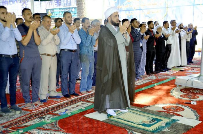 أقيمت صلاة العيد العبادية في الصحن الشريف لمرقد العلوية الطاهرة شريفة بنت الإمام الحسن المجتبى (عليهما السلام)