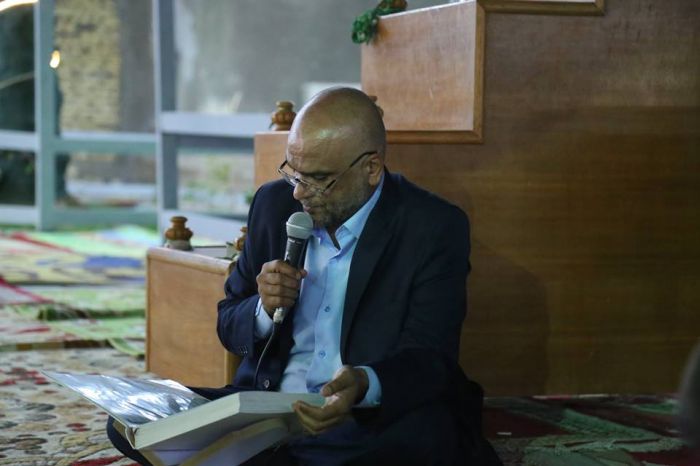 يستمر مركز القرآن الكريم في مرقد العلوية الطاهرة شريفة بنت الامام الحسن المجتبى (عليهما السلام) بأقامة الجلسات القرآنية المباركة في الصحن الشريف للمرق