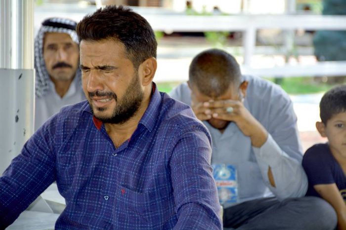 جمع من المؤمنين والمؤمنات يقيمون مجلس حسيني في صحن السيدة ام البنين (عليها السلام) في مرقد العلوية الطاهرة الشريفة بنت الامام الحسن المجتبى(عليهما الس