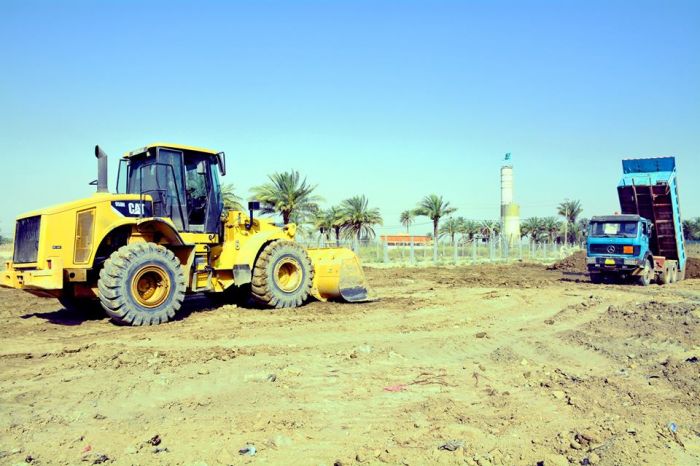باشرة وحدة التشجير والزينة التابعة للأمانة الخاصة لمرقد العلوية الطاهرة شريفة بنت الامام الحسن المجتبى(عليهما السلام)