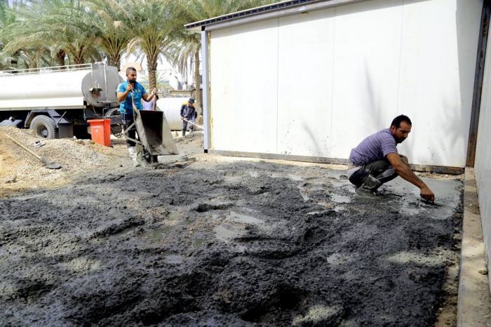 متطوعو من محافظة بابل يواصلون العمل في مرقد العلوية شريفة بنت الحسن (ع)